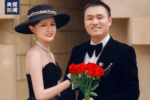 陈纯新与他的挚爱步入婚姻殿堂——祝福新婚快乐！